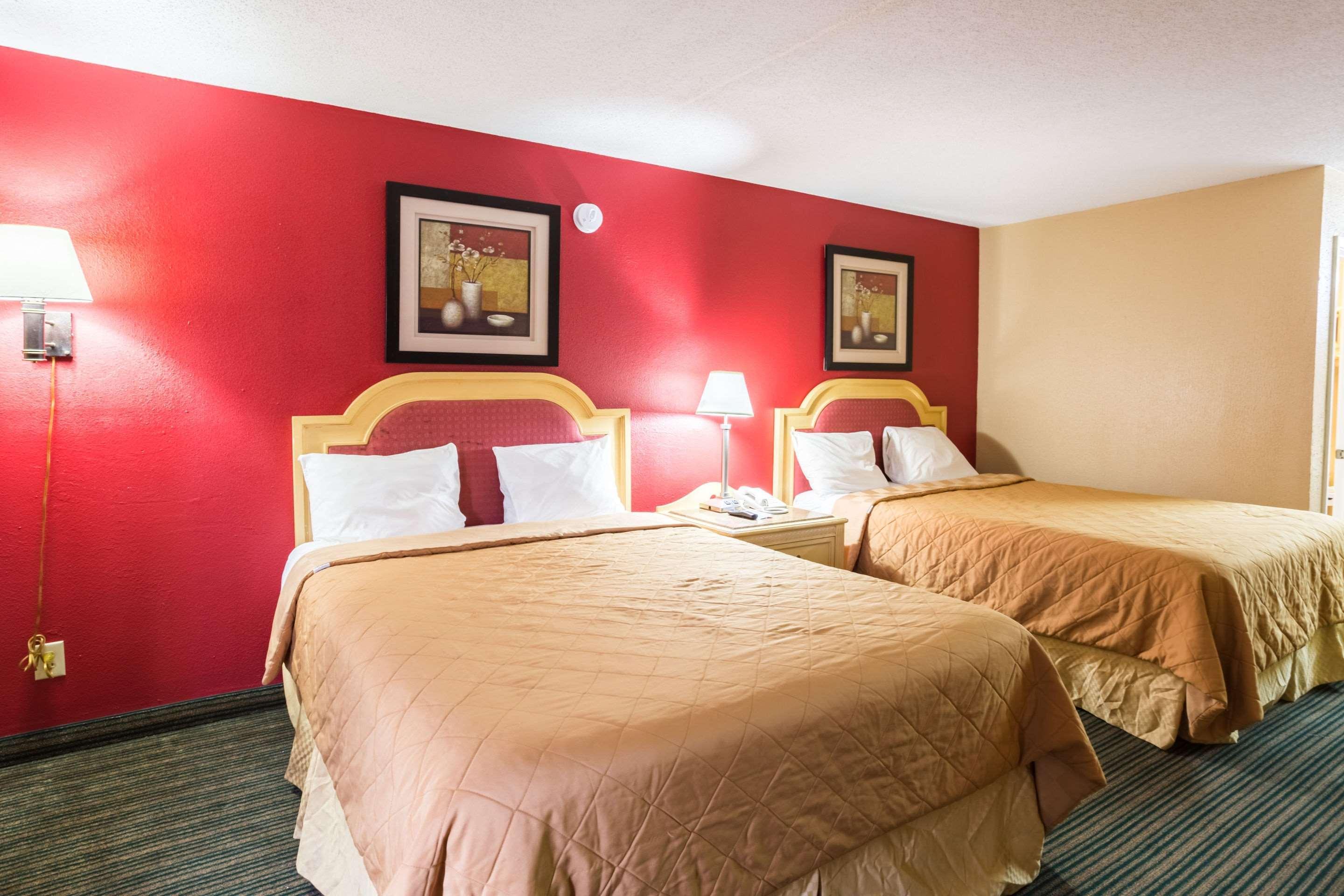 Rodeway Inn Hazlehurst Ngoại thất bức ảnh
