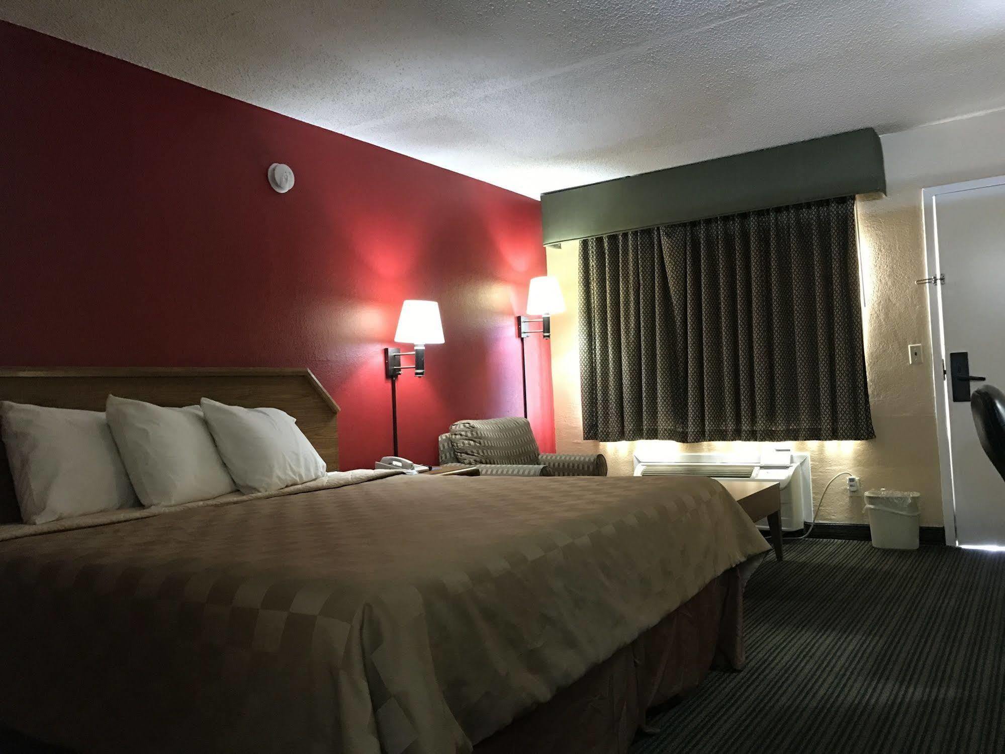 Rodeway Inn Hazlehurst Ngoại thất bức ảnh